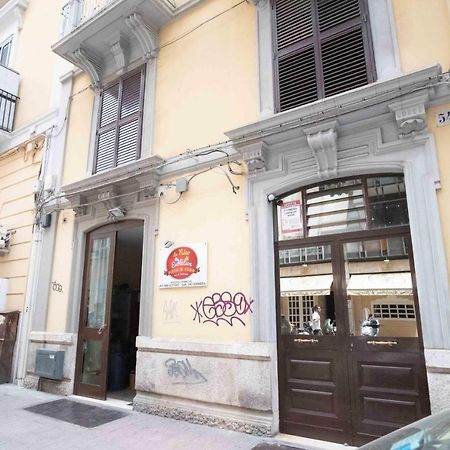 Charme & Chic Studios - Bari Centro Εξωτερικό φωτογραφία